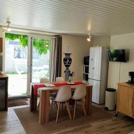 Guest house Athena,sejour Bien-etre Et Ethique 3*